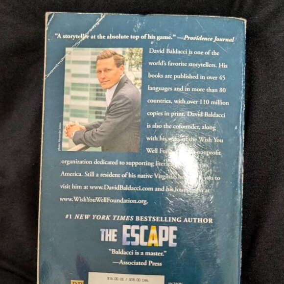 Book - David Baldacci - "The Escape" - Picture 2 of 2